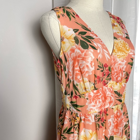 Vince Camuto Floral Sleeveless Tiered Ruffle Midi Dress Size 4 - Picture 4 of 8